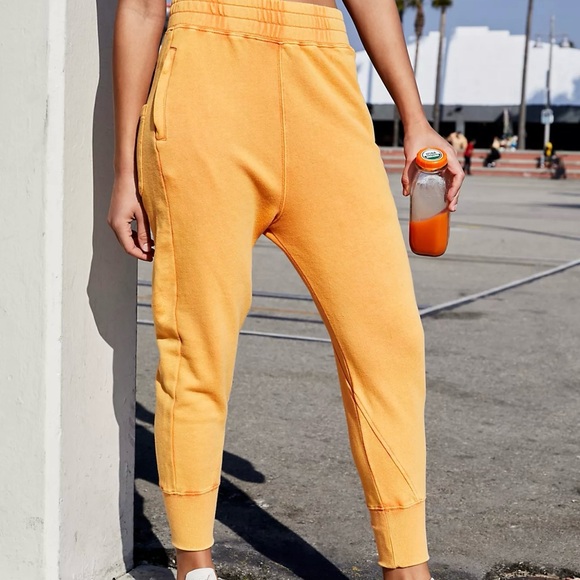 Free People Movement June Bug Jogger in Orange Boho Gym Yoga Workout Fitness - Picture 2 of 12